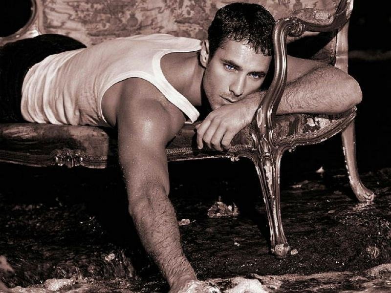 Raoul Bova (800x600 - 111 KB)