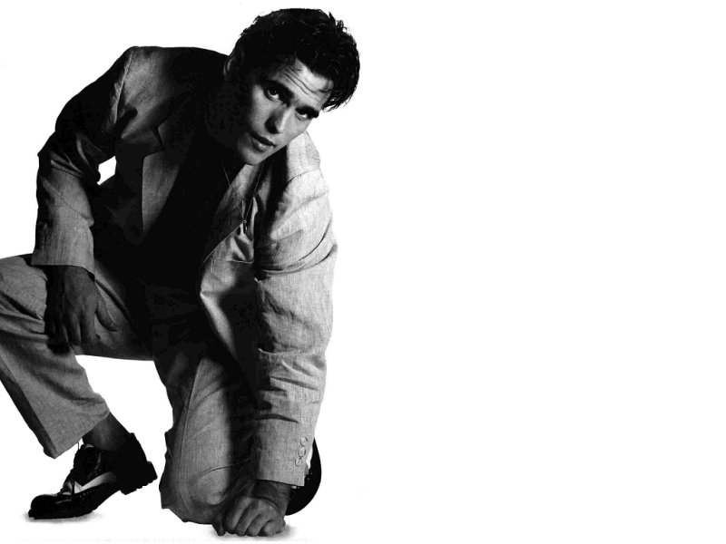 Matt Dillon (800x600 - 42 KB)