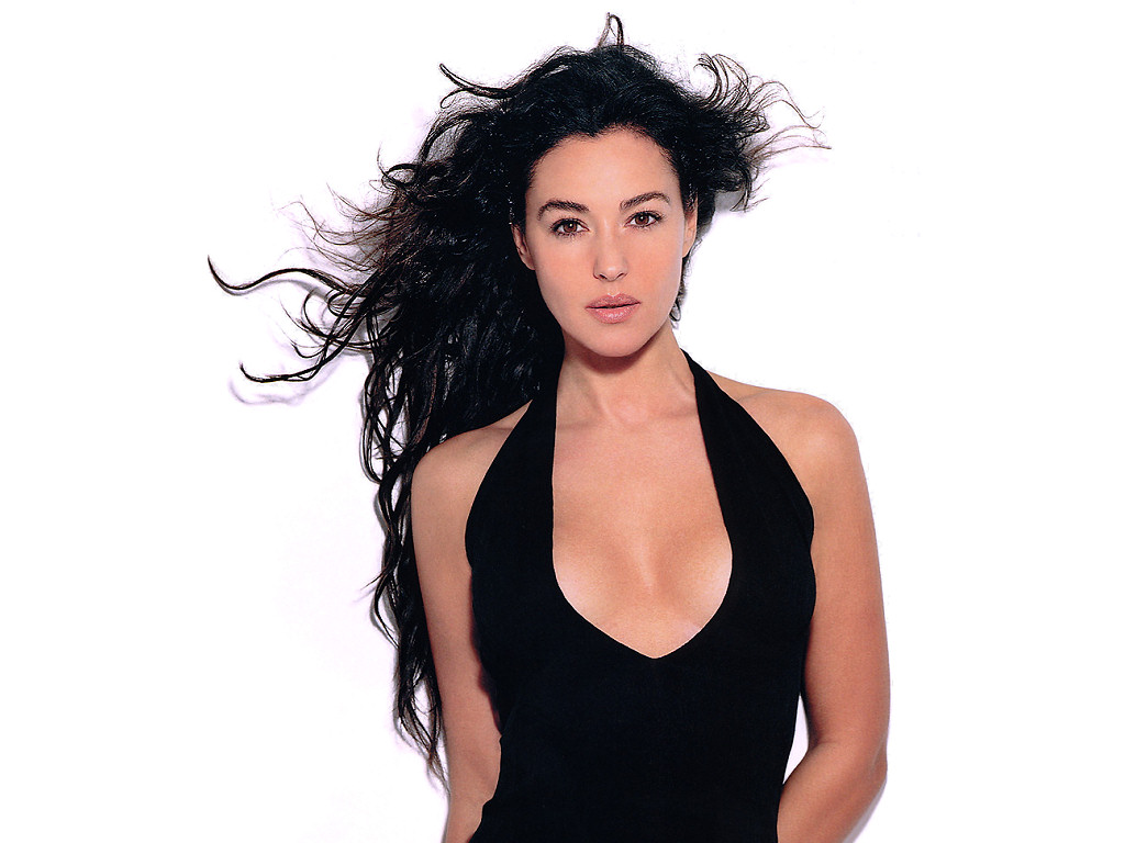 Monica Bellucci (1024x768 - 140 KB)