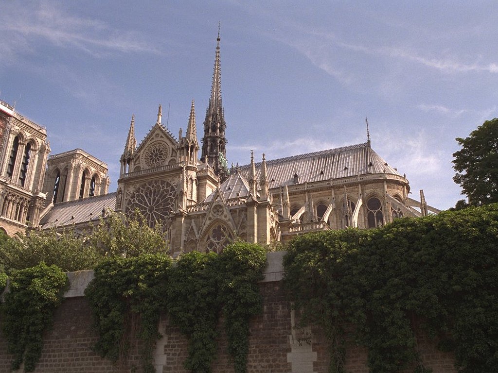 Notre Dame (1024x768 - 172 KB)