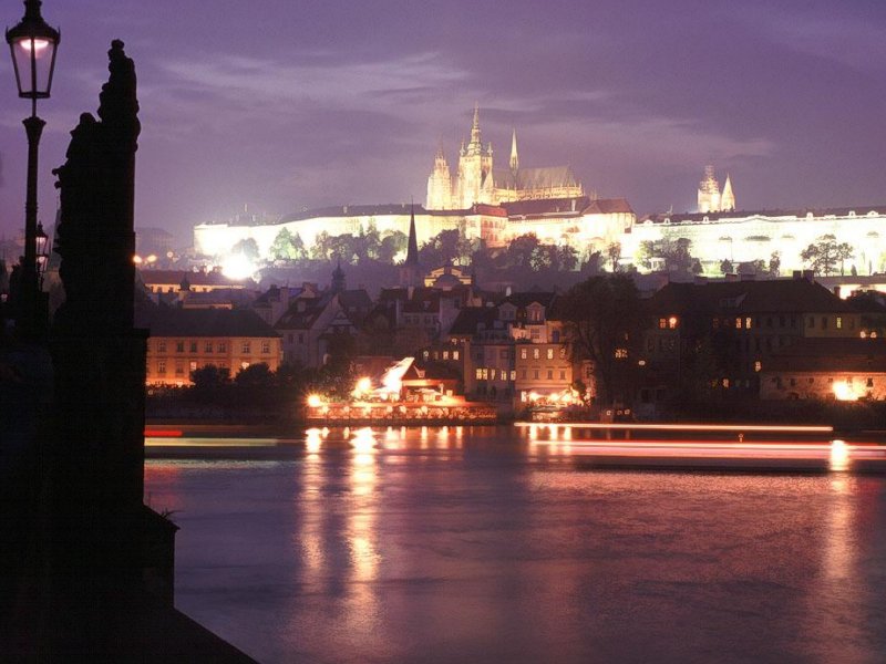 Praga (800x600 - 81 KB)