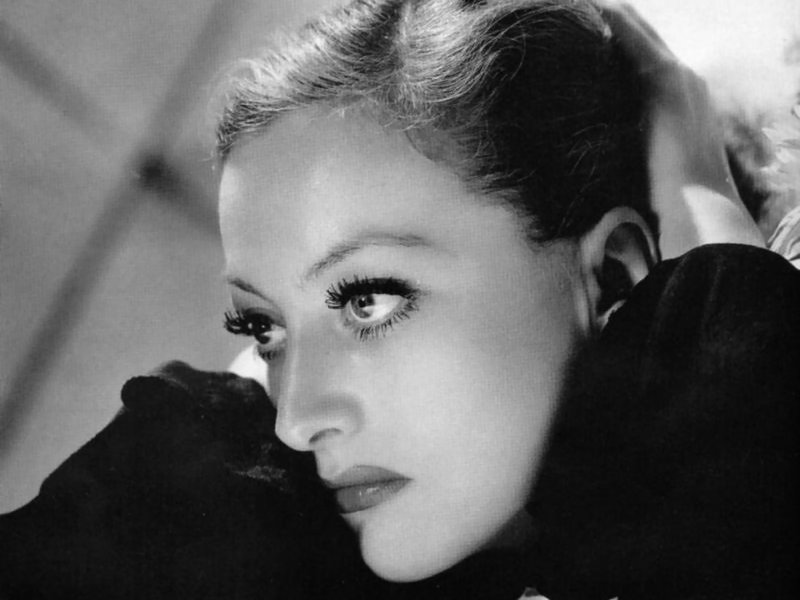 Joan Crawford (800x600 - 54 KB)