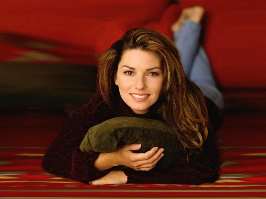 Shania Twain (1024x768 - 96 KB)