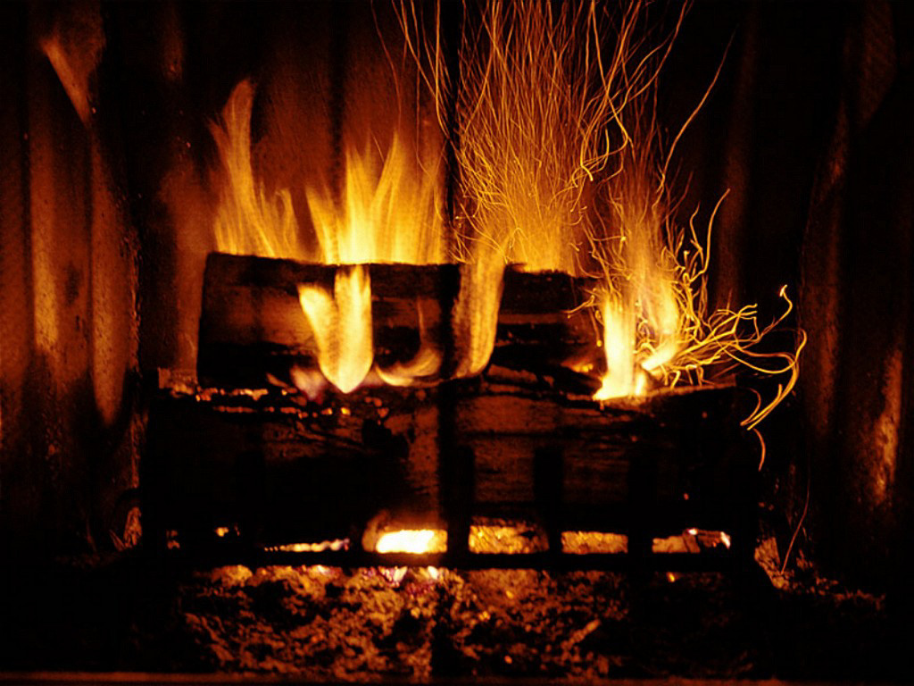 Fuoco (1024x768 - 233 KB)