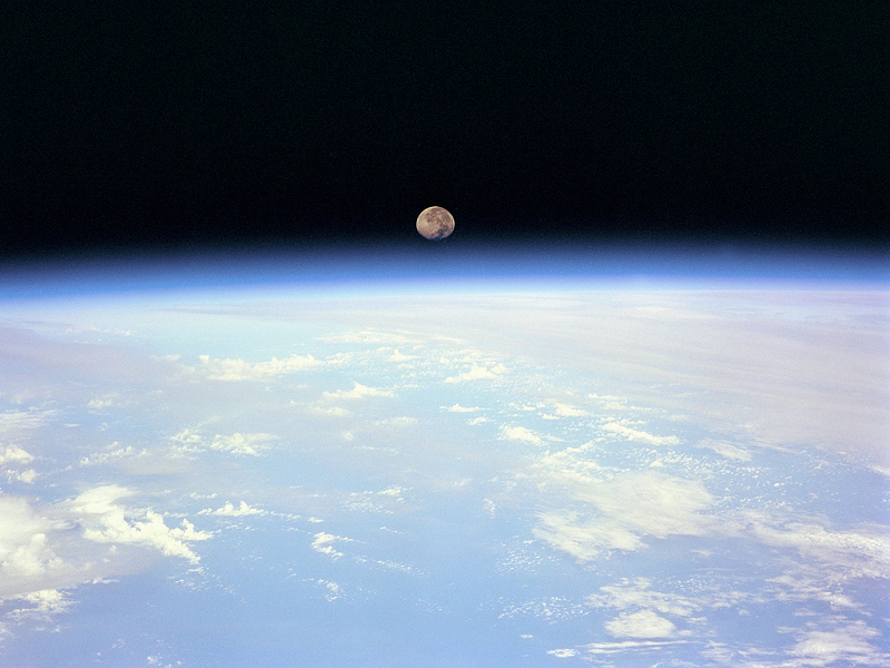 Luna (800x600 - 578 KB)