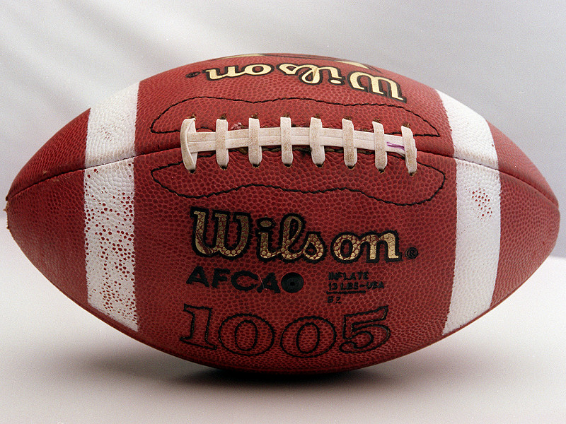 Football (800x600 - 228 KB)